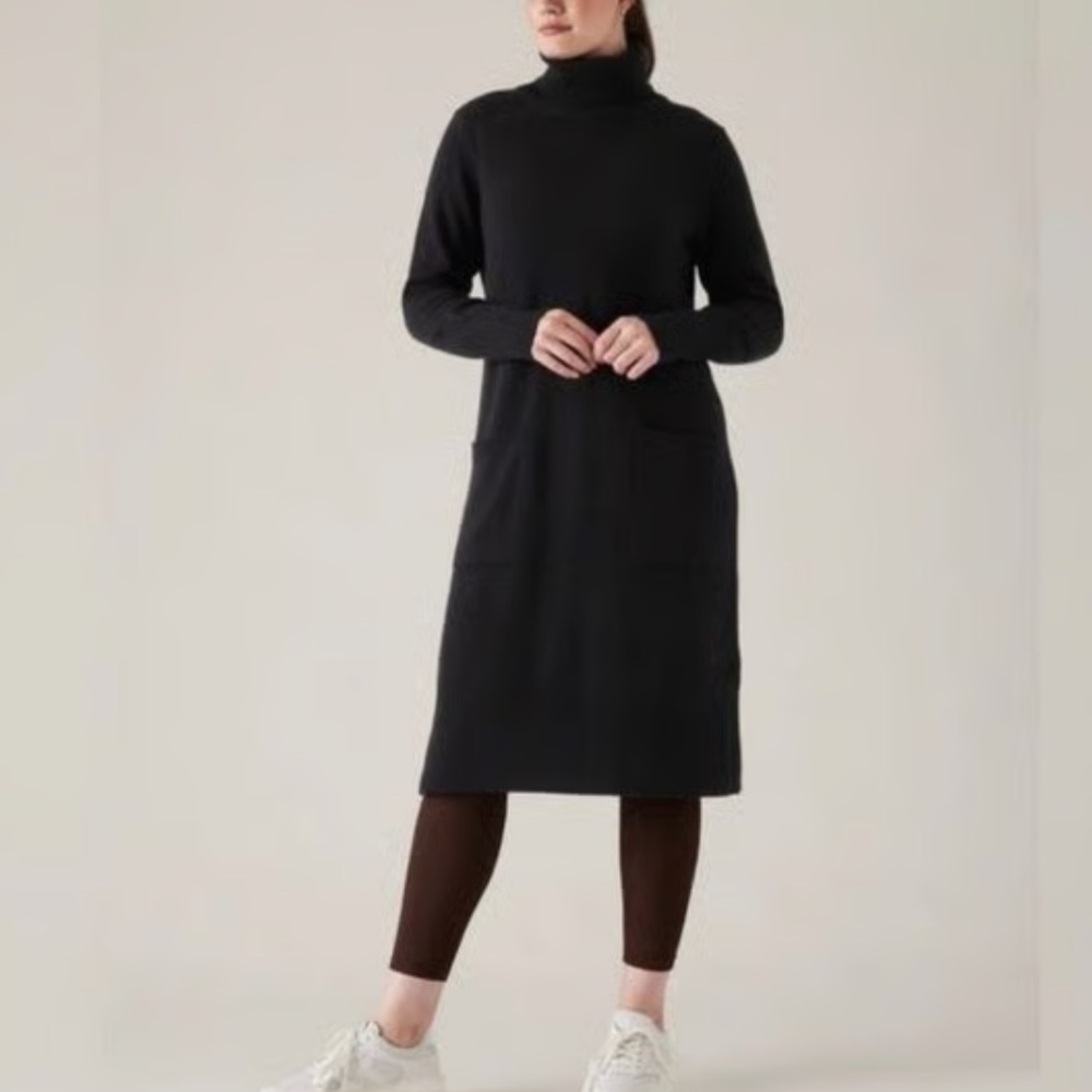 Brown Turtleneck Sweater Dress. Size:S, XS